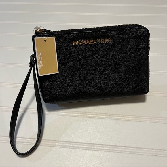 Michael Kors Handbags - Michael Kors Black Leather Jet Set Wristlet NWT